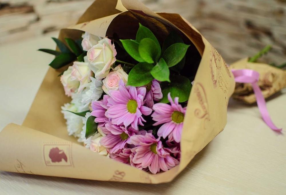 Букет цветов из: Розы и Хризантемы в Терской