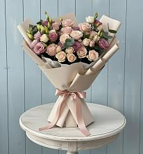 Букет цветов из:  Розы и Лизиантусы в Терской