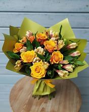 Букет цветов из:  Альстромерии и Розы в Терской