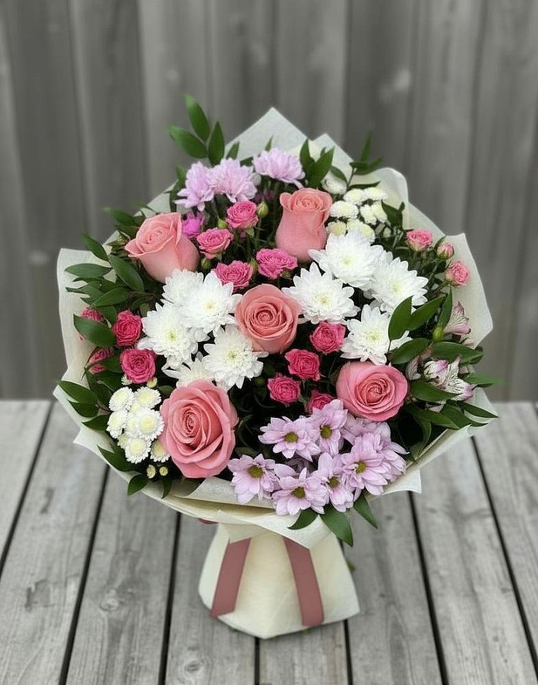 Букет цветов из: Альстромерии, Гвоздики, Розы и Хризантемы в Терской