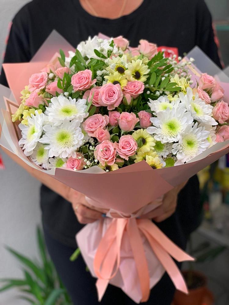 Букет цветов из: Розы и Хризантемы в Терской