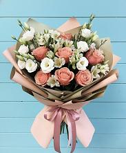 Букет цветов из:  Розы, Альстромерии и Лизиантусы в Терской