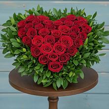 Цветочная композиция из Розы в виде сердца в Терской