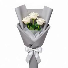 Букет 3 белые розы в Терской