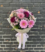 Букет цветов из:  Герберы и Хризантемы в Терской