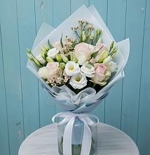 Букет цветов из:  Розы и Лизиантусы в Терской
