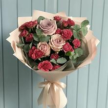 Букет цветов из:  Гвоздики и Розы в Терской