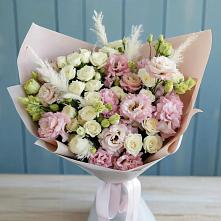Букет цветов из:  Альстромерии и Розы в Терской